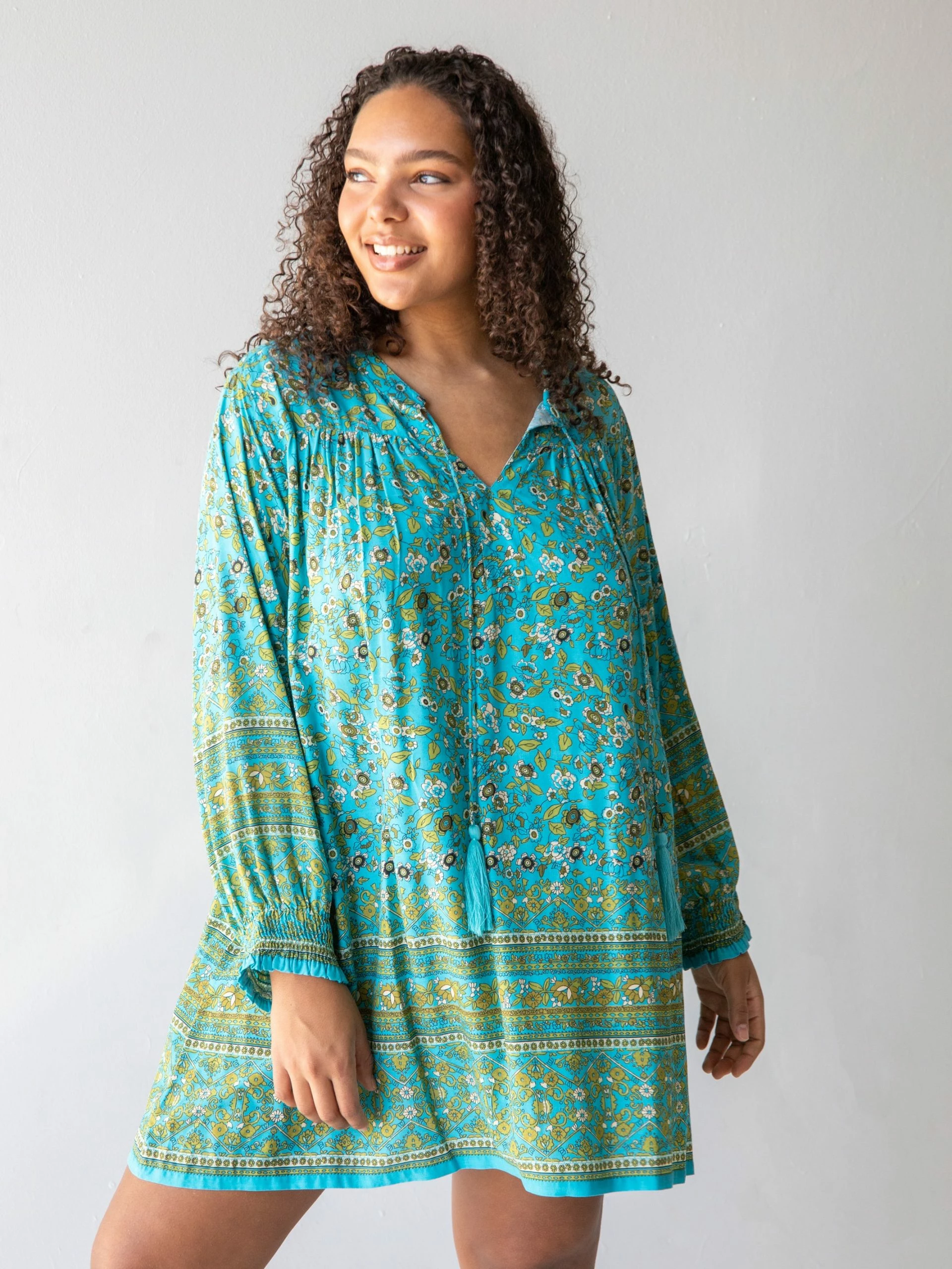 Natural Life Dara V-Neck Mini Dress - Green Turquoise Border 6 Natural Life Dara V-Neck Mini Dress - Green Turquoise Border - Image 4