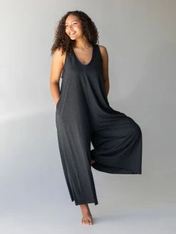 Natural Life Knit V-Neck Jumpsuit - Charcoal -Natural Life Shop 1A2A9391