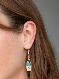 Natural Life Faux Succulent Earrings - Cream Flower 6 Natural Life Faux Succulent Earrings - Cream Flower -Natural Life Shop 484A0326