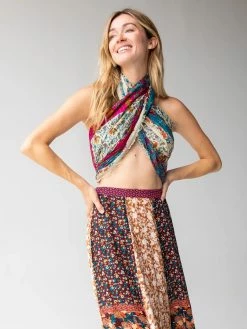 Natural Life Printed Sarong - Floral Border 10 Natural Life Printed Sarong - Floral Border -Natural Life Shop 484A0502