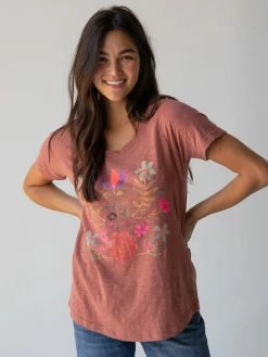 Natural Life Boho Tee Shirt - Rust Folk Flower -Natural Life Shop 484A4535 20copy