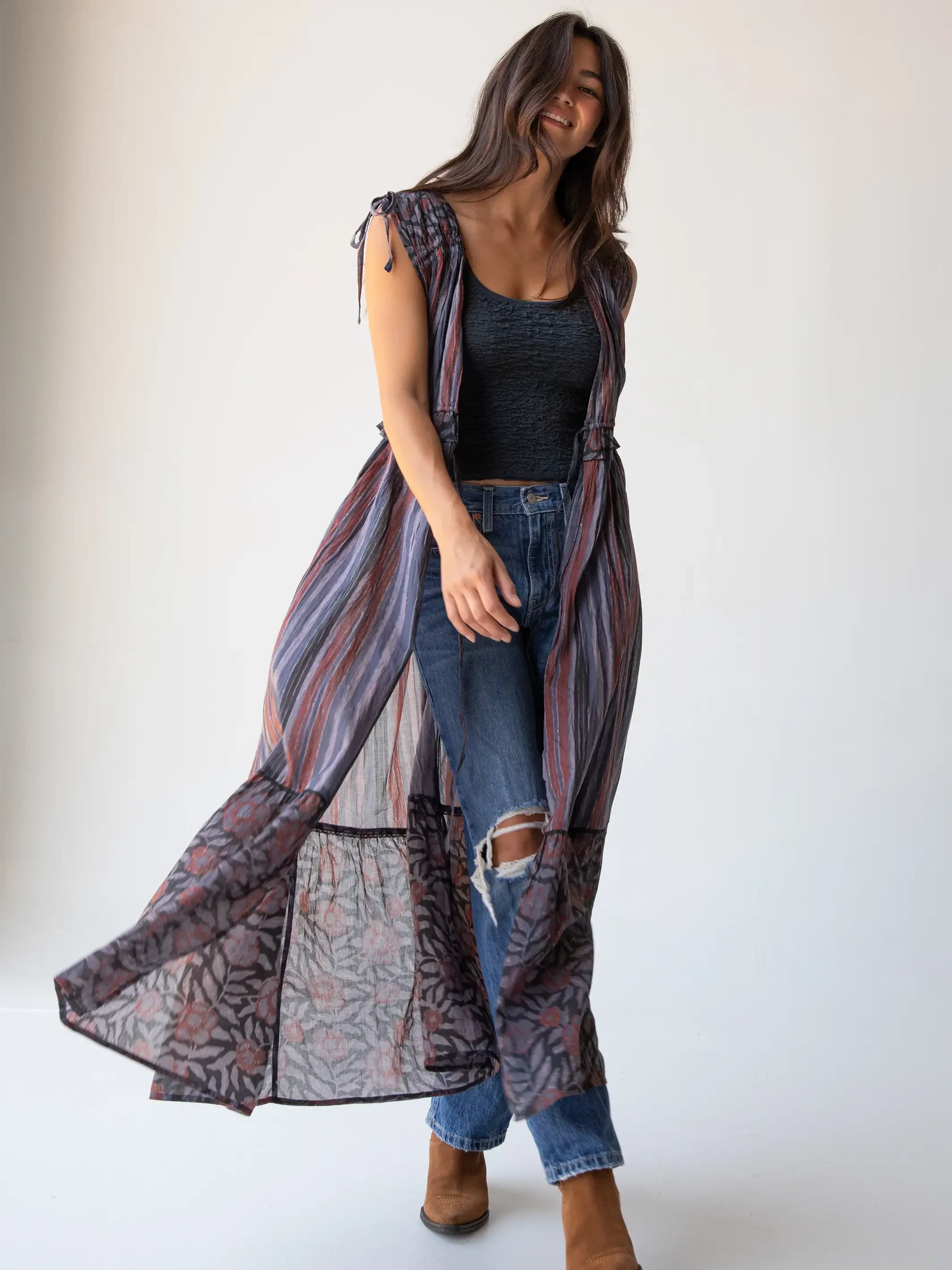 Natural Life Ayla Kimono - Navy Red Stripe Floral 6 Natural Life Ayla Kimono - Navy Red Stripe Floral - Image 4