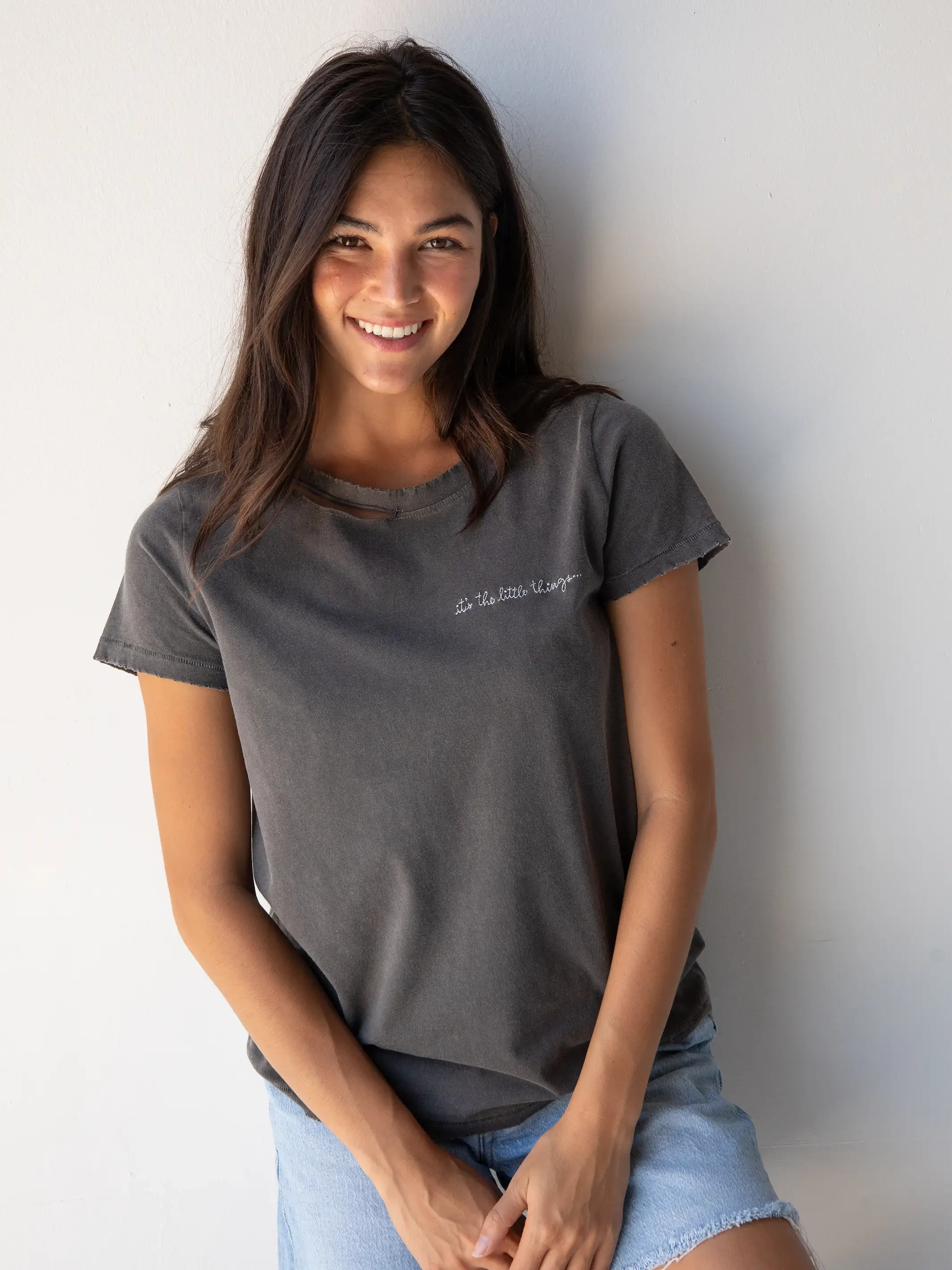 Natural Life Noah Distressed Tee - Charcoal 4 Natural Life Noah Distressed Tee - Charcoal - Image 2