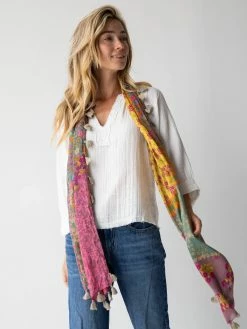 Natural Life Robyn Gauze Top - White 10 Natural Life Robyn Gauze Top - White -Natural Life Shop 484A6924 20copy