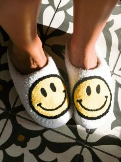 Natural Life Icon Sherpa Slippers - Smiley Face