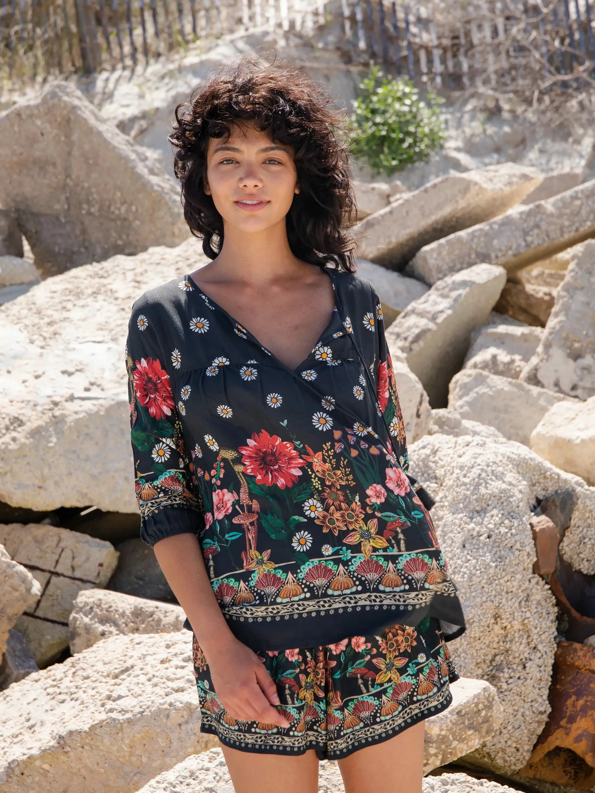 Natural Life Maribel Top - Black Floral Mushroom 4 Natural Life Maribel Top - Black Floral Mushroom - Image 2