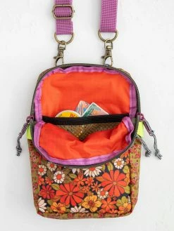 Natural Life 8-in-1 Pocket Crossbody - Ditsy Garden -Natural Life Shop BAG000072 3