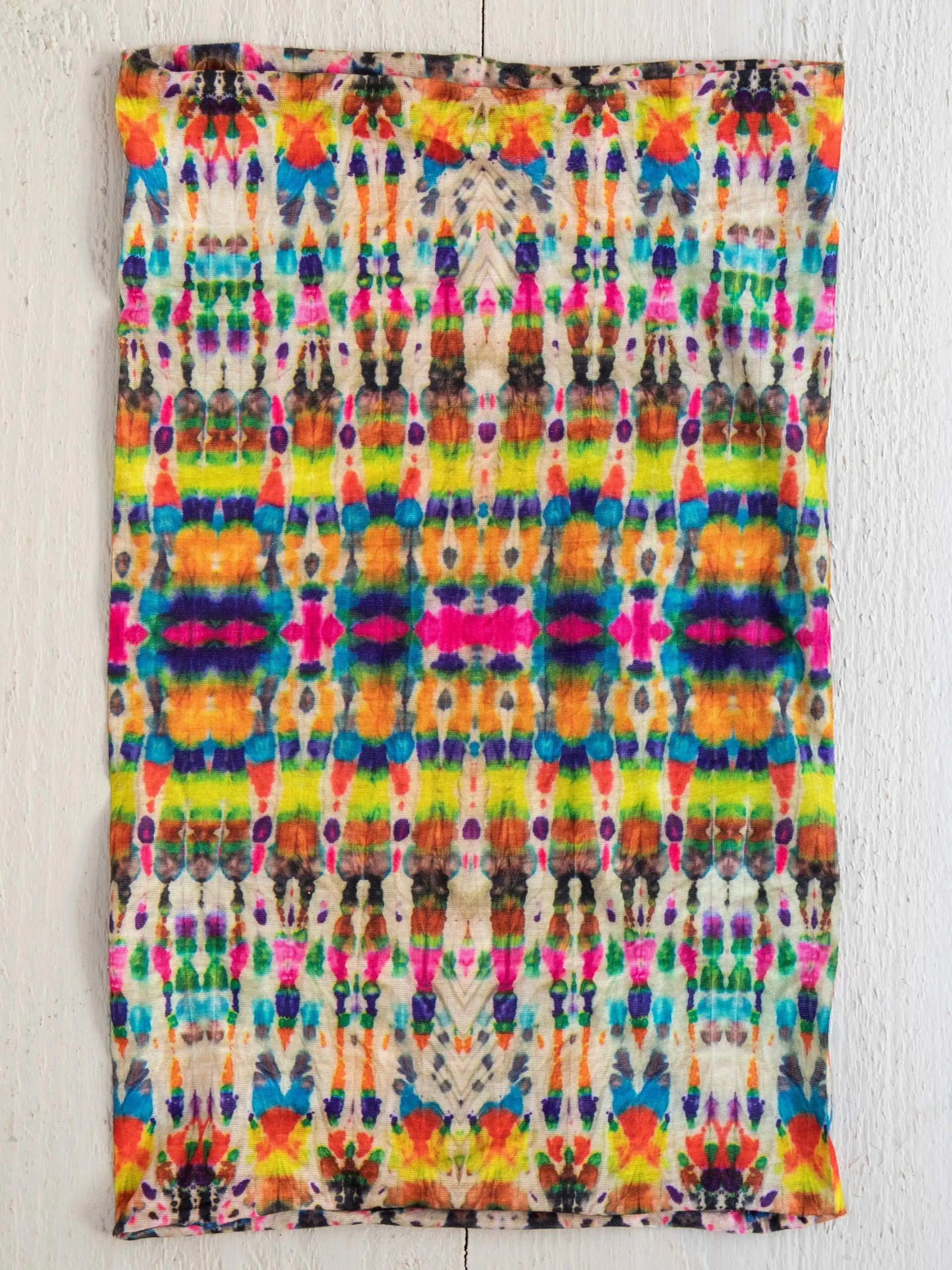 Natural Life Full Boho Bandeau® Headband - Fuchsia Marigold Tie-Dye 5 Natural Life Full Boho Bandeau® Headband - Fuchsia Marigold Tie-Dye - Image 3