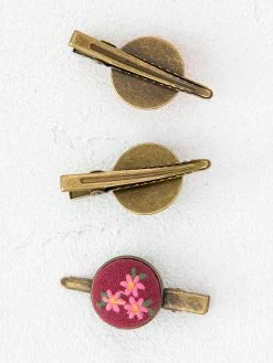 Natural Life Embroidered Button Hair Clips, Set Of 3 9 Natural Life Embroidered Button Hair Clips, Set Of 3 -Natural Life Shop Embroidered Hair Clip Set 20Red A4