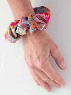Natural Life Hideaway Scrunchie - Folk Flower Patchwork 8 Natural Life Hideaway Scrunchie - Folk Flower Patchwork -Natural Life Shop HDBN000023 4