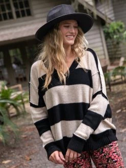 Natural Life Slouchy V-Neck Sweater - Black Tan