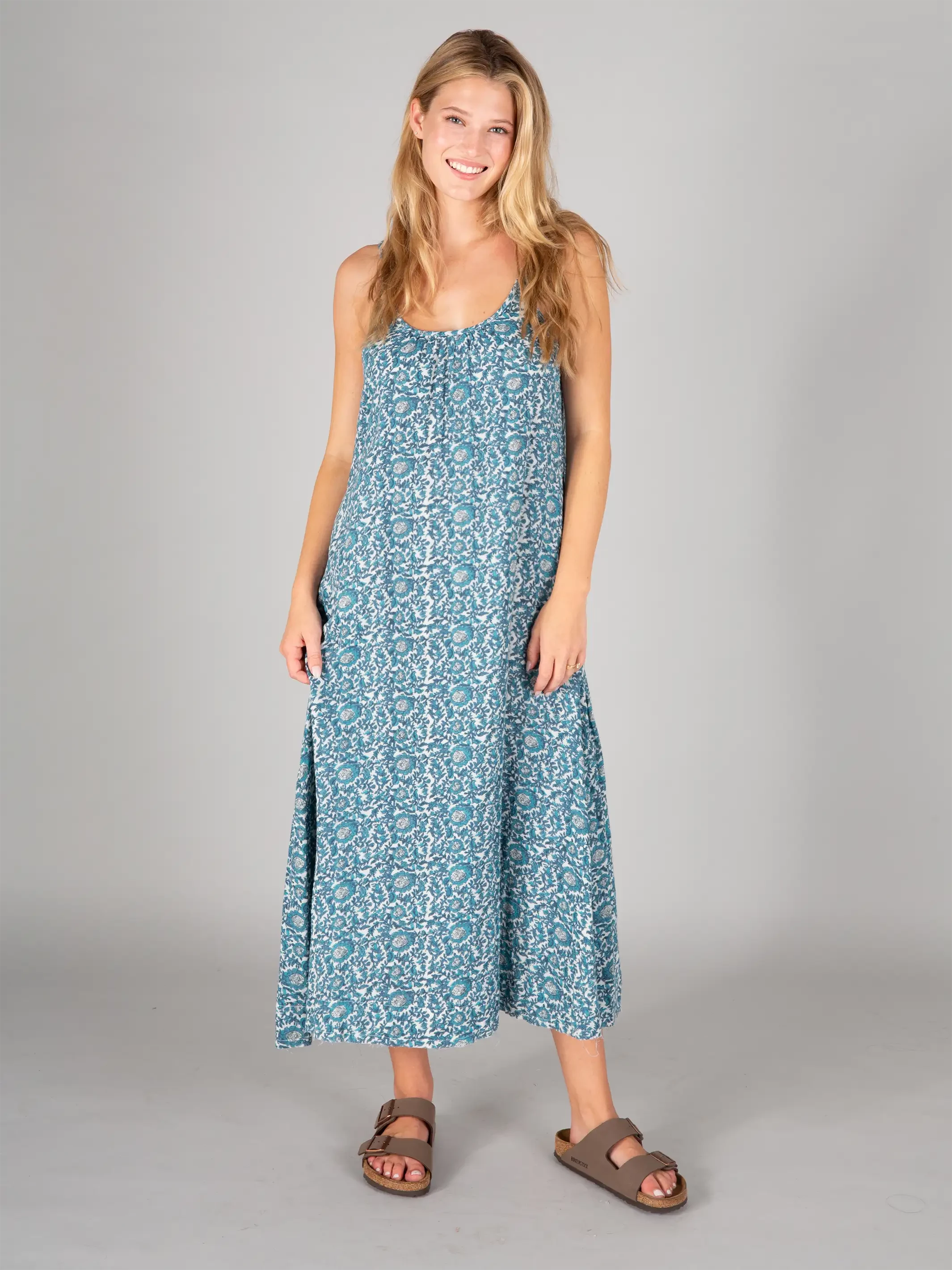 Natural Life Coco Cotton Cover-Up Midi Dress - Blue Floral Vines 5 Natural Life Coco Cotton Cover-Up Midi Dress - Blue Floral Vines - Image 3