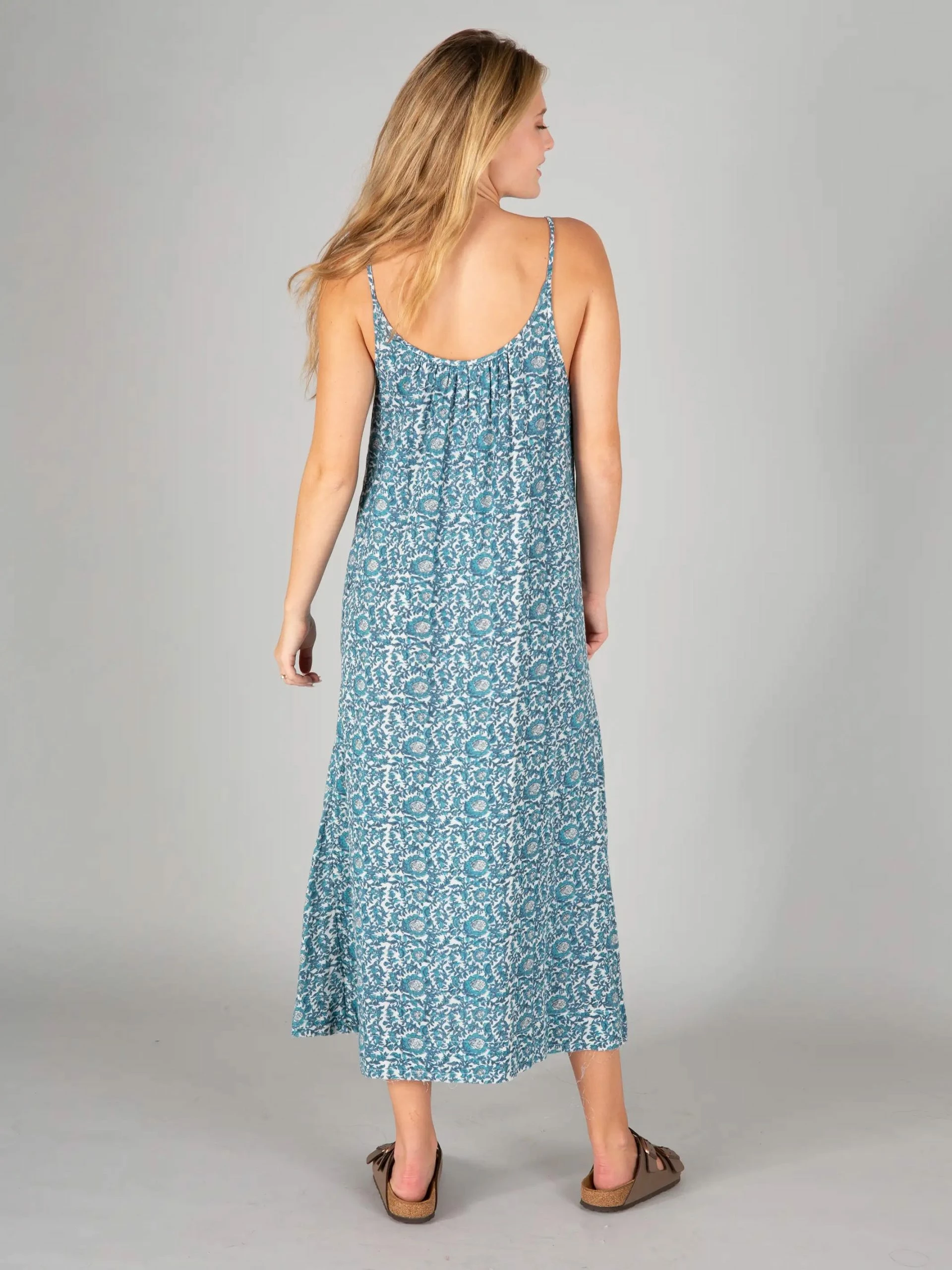 Natural Life Coco Cotton Cover-Up Midi Dress - Blue Floral Vines 6 Natural Life Coco Cotton Cover-Up Midi Dress - Blue Floral Vines - Image 4